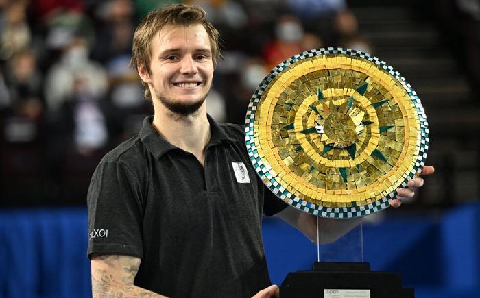 地的足球组 地的足球组