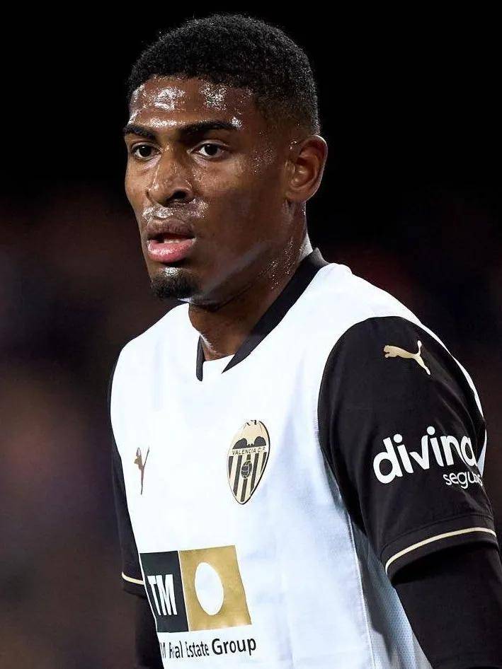 破对方防线 破对方防线