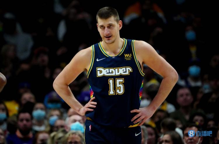 步有目共睹 步有目共睹