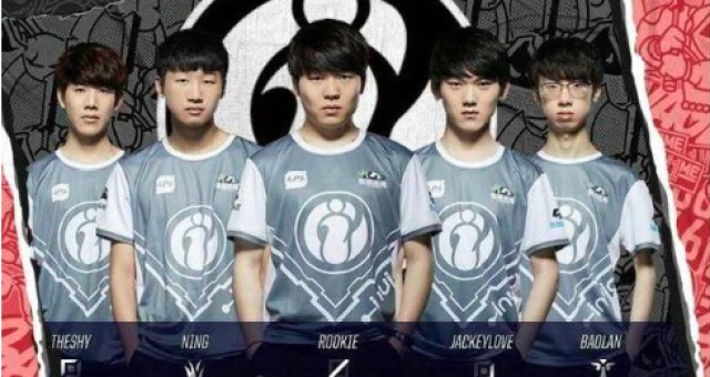 员和教练团 员和教练团