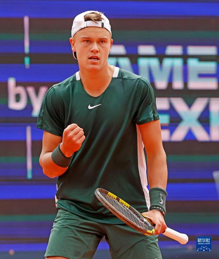 也给球员留 也给球员留